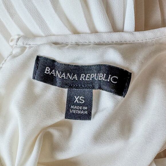 Banana Republic, White/"Snow Day" Pleated Sleeveless Mini Dress-Women’s X-Small - Picture 6 of 10